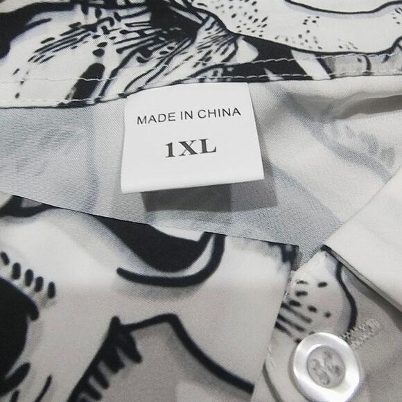 Vacation Black White Skull Short Sleeve Button Down Shirt Mens XLarge #1 - Picture 5 of 6
